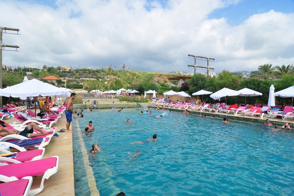 Trident Event At Edde Sands